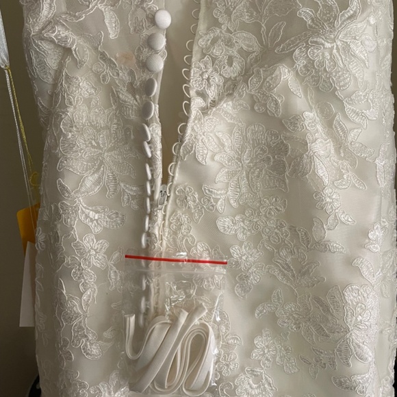 Mori Lee 2713 Wedding Dress (New With Tags!) - Picture 7 of 8